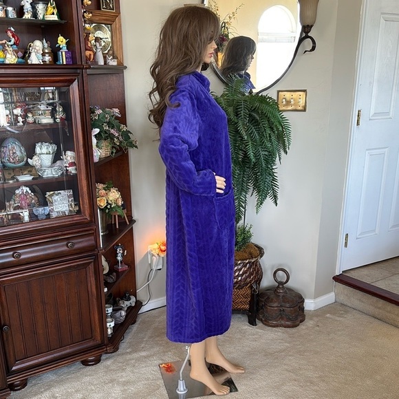 NWOT Collections Etc Vintage Purple Zip Up Robe Duster House Coat Cozy Midi - Picture 2 of 15